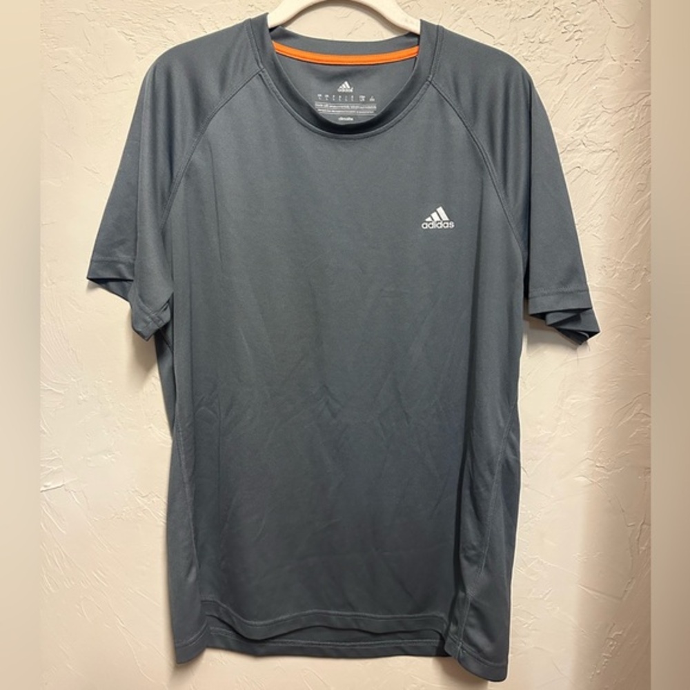 Adida’s Grey Short Sleeve Top - large